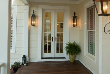 Front-Porch-Closeup-Of-Smooth-James-Hardie-Fiber-Cement-Lap-Siding